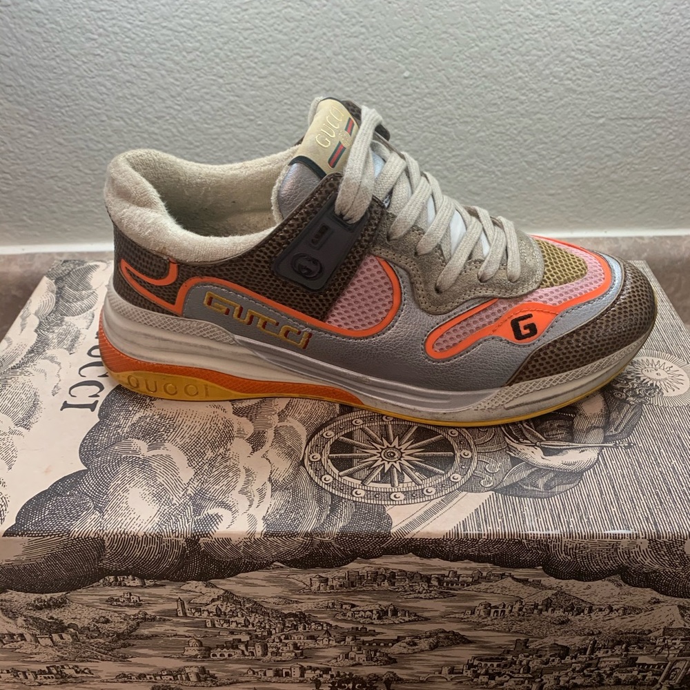 Gucci Sneakers - MOVING NEED GONE